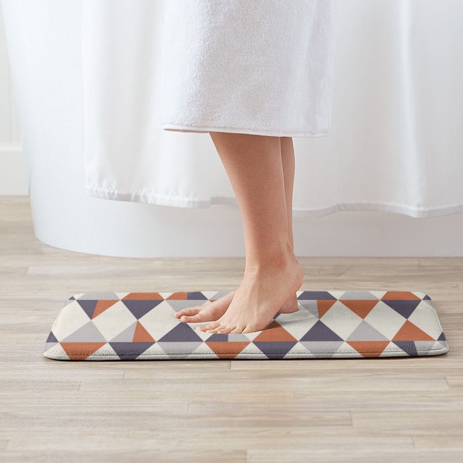 Mid Century Modern Carpet Mat  - Century Textile & Sewing Supply Hours recension och pris