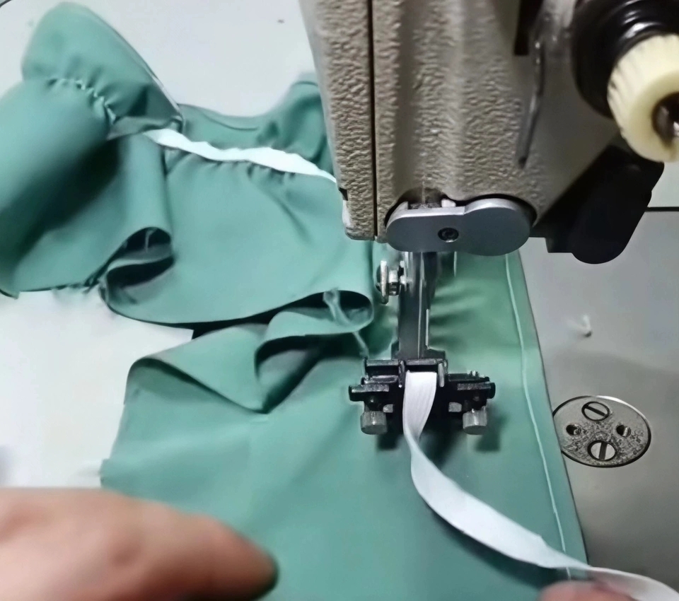Industrial Sewing Machine Pres - Sewing Necessities recension och pris