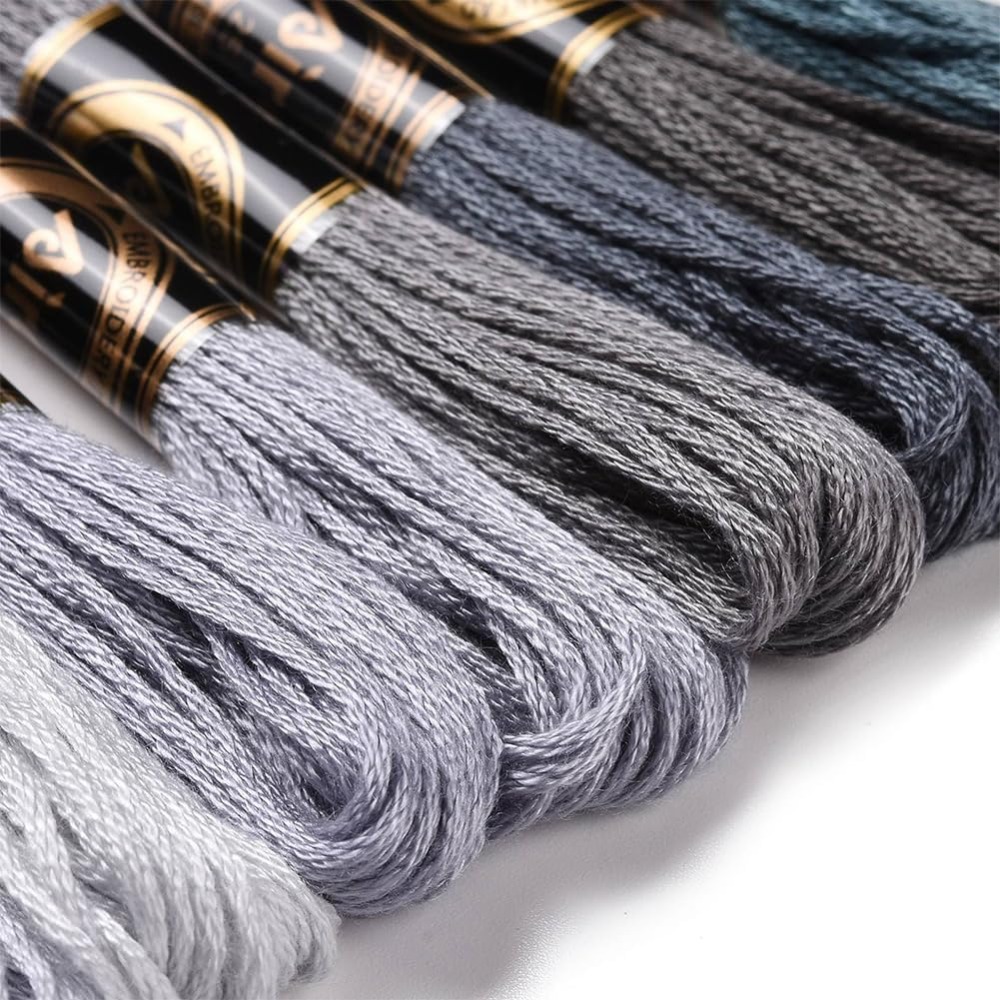 8 Skeins 70 Yards Grey Friends - Embroidery Floss Thread recension och pris